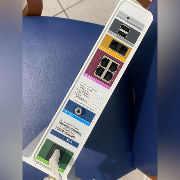 ARRIS Surfboard Router SVG2482AC - Picture 12 of 16